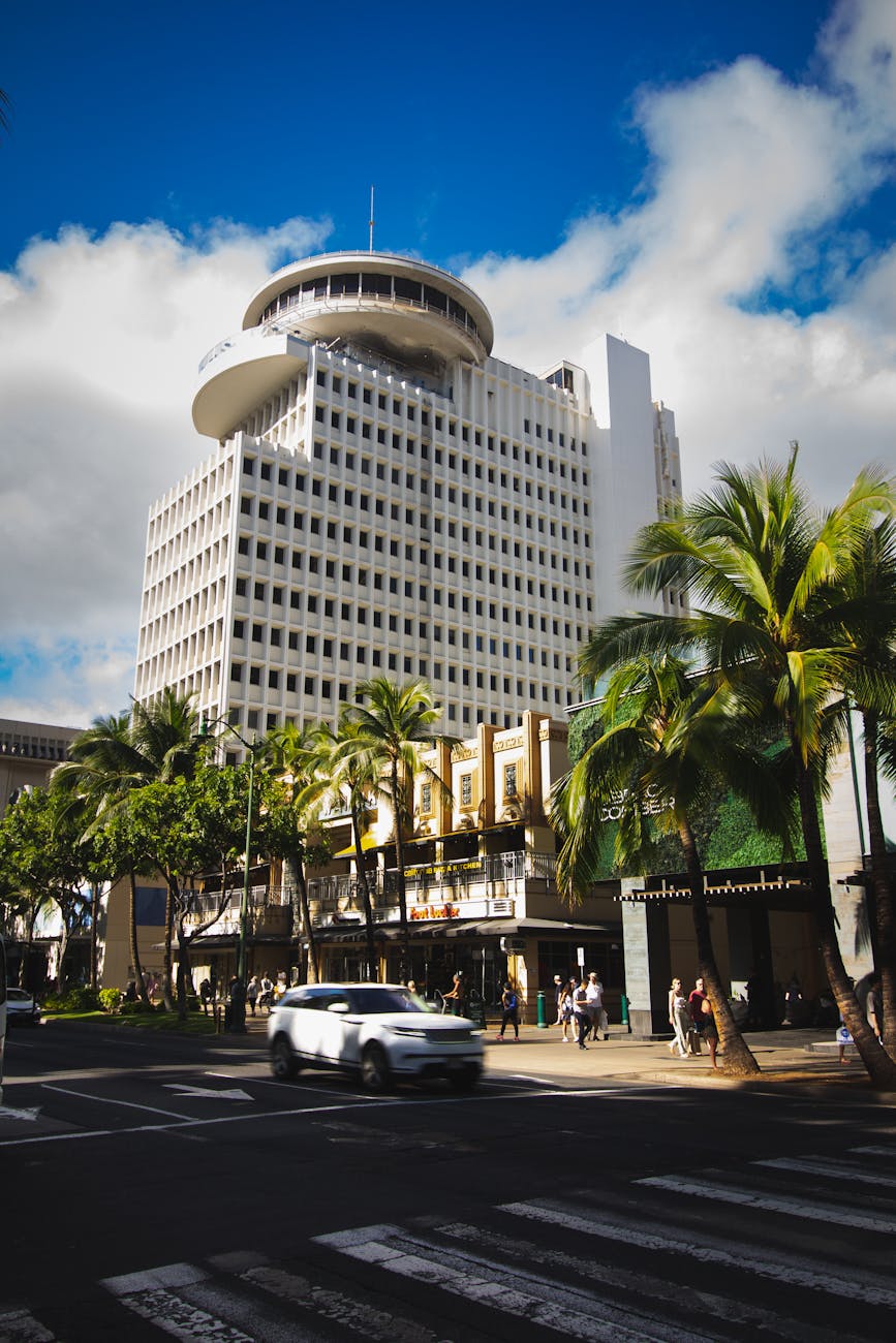 【2026年最新版】Bank of Hawaii(バンク・オブ・ハワイ)の口座凍結とは?原因・解除方法・口座解約・残高送金を徹底解説