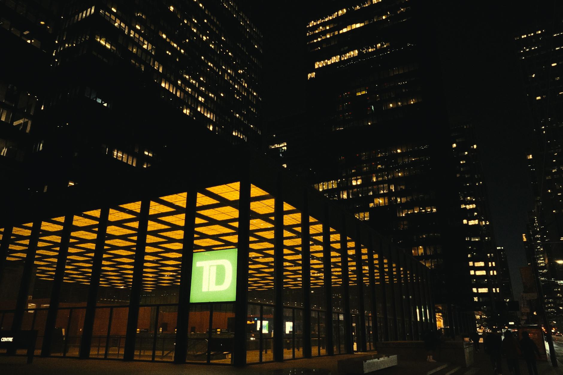 【2026年最新版】TD Bank(Toronto-Dominion Bank)の口座凍結とは?原因・解除方法・必要書類を徹底解説